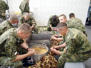 Российские солдаты больше не будут чистить картошку